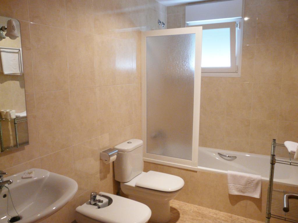 Apart Hotels Mar Blava Кубеляс Стая снимка