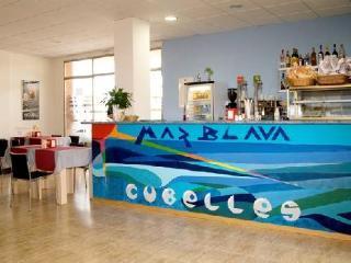 Apart Hotels Mar Blava Кубеляс Екстериор снимка