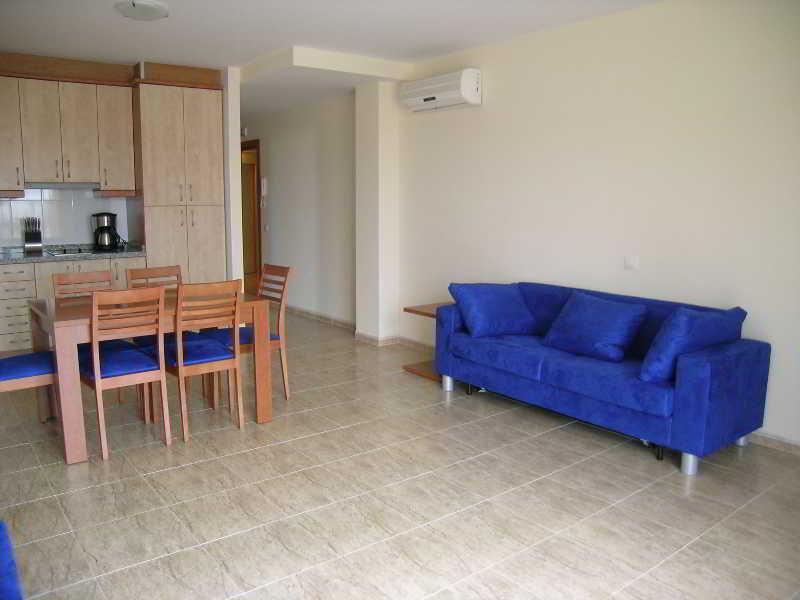 Apart Hotels Mar Blava Кубеляс Екстериор снимка